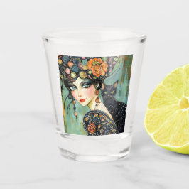 Mooie vrouw en kat geschoten glas