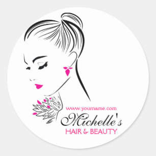 Mooie vrouw met roze oorbellen die brandmerken ronde sticker