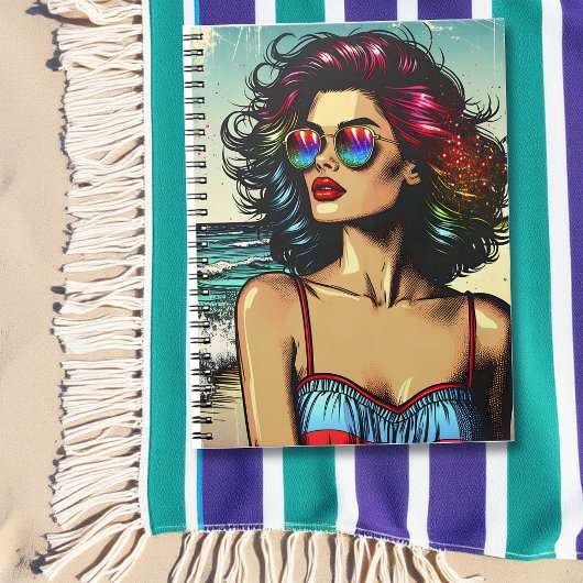 Mooie vrouw op het strand Comic Book Pop Art Notitieboek