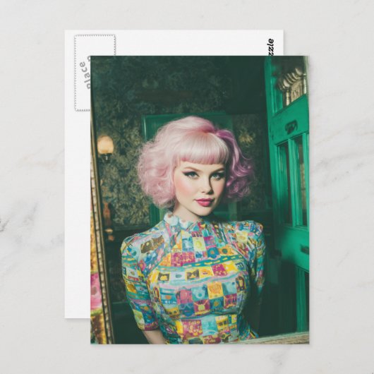 Mooie vrouw Roze haar in de spiegel Briefkaart (Voorkant / Achterkant)