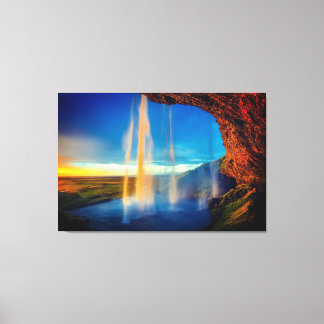 Mooie waterval bij Sunset Natuur Canvas Afdruk