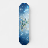 Mooie winter blauwe bloemenpauw skateboard (Voorkant)