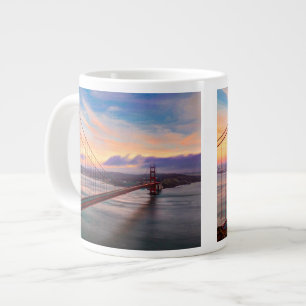Mooie winterzonsondergang bij Golden Gate Bridge Grote Koffiekop