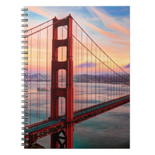 Mooie winterzonsondergang bij Golden Gate Bridge Notitieboek
