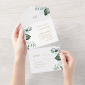 Mooie witte bloemen en groen bruiloft all in one uitnodiging (Afscheurbaar)