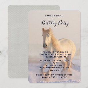 Mooie Witte Paard Rent in de Sneeuw Verjaardag Kaart