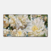 Mooie witte pioen en magnolia patroon bureaumat (Voorkant)