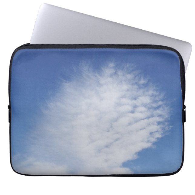 Mooie wolken laptop sleeve (Voorkant)
