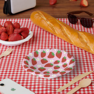 Mooie zomerse aardbeipatroon papieren kommen