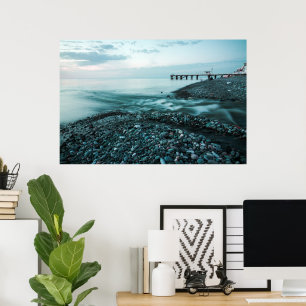 Mooie zonsondergang in zee poster