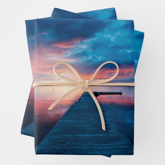 Mooie zonsondergang op een rustig meer inpakpapier vel (In situ)