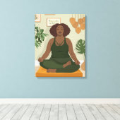 Mooie zwarte vrouw die mediteert canvas afdruk (Insitu (Houten vloer))