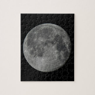 Moon almost full Puzzle Legpuzzel