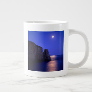 Moon At Dusk Perce Rock Gaspe Coast Quebec Extra Grote Beker