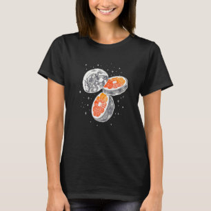 Moon is een Oranje astronaut-analoog kosmisch voor T-shirt