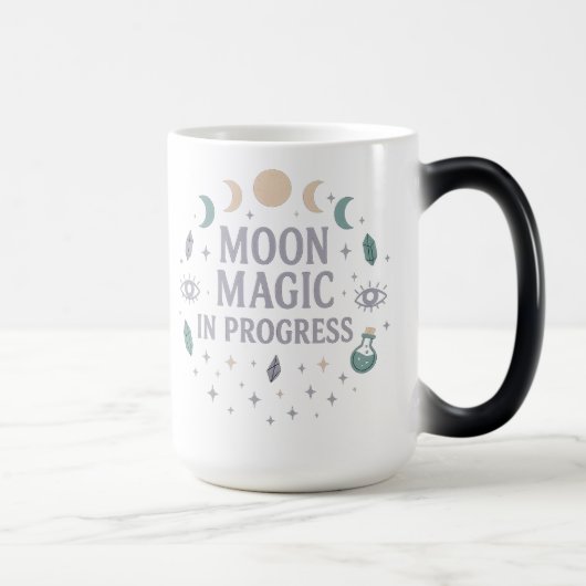 Moon Magic in Progress - Celestial Vibes Magische Mok (Rechts)