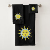 Moon & Sun Conjunction on Black Bad Handdoek (Insitu)