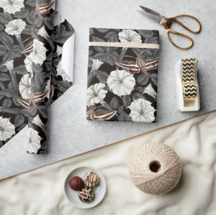 Moonbloemen en spinxmoden 2 cadeaupapier