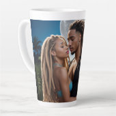 Moonlight Couple Love Mug – Romantic Digital Art Latte Mok (Linkerhoek)