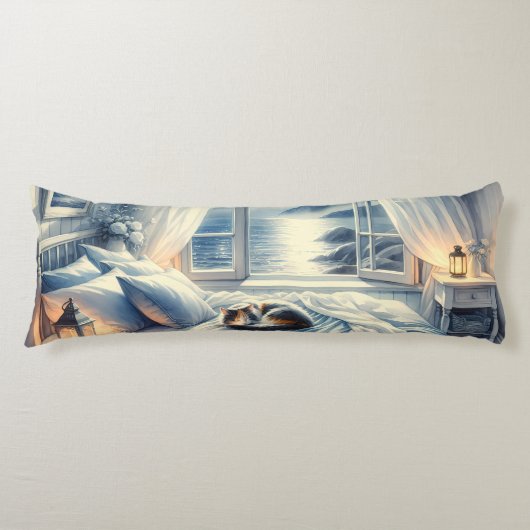 Moonlit Coastal Bedroom with Sleeping Cat Lichaamskussen (Voorkant)