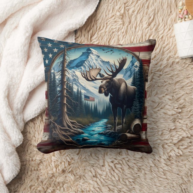 Moose in berglandschap met Amerikaanse vlag Kussen (Deken)