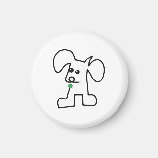 Moppige Puppy Op Een Rij Met Een Groene Bal Magneet