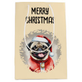 Mopshond met kerstmanoutfit - kerst 1 medium cadeauzakje (Voorkant)