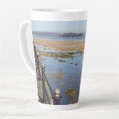 Morecambe Bay High Tide Latte Mug (Angle gauche)