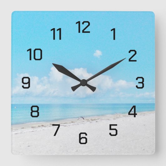 Morning Beach Wall Clock Vierkante Klok (Voorkant)