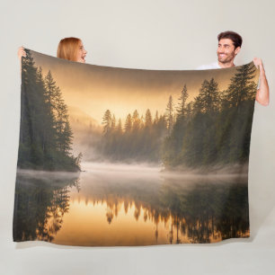 Morning Mist op de rivier in de Pines Fleece Deken