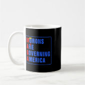 Morons regeren Amerika Grappig Trump 2024 Koffiemok (Links)