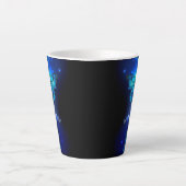 Morpho Butterfly in de donkere achtergrond Latte Mok (Voorkant)