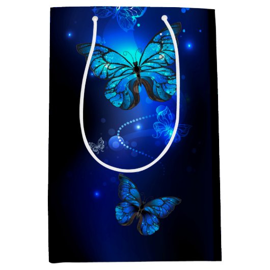 Morpho Butterfly in de donkere achtergrond Medium Cadeauzakje (Voorkant)
