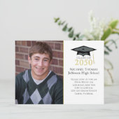 Mortarboard met minimale minimalistische afstudere kaart (Staand voorkant)