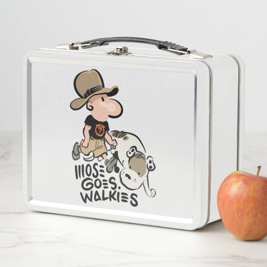 Mose Goes Walkies Lunchbox (En situation)