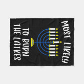 Most Likely To Burn The Latkes Hanukkah Group Matc Fleece Deken (Voorkant (Horizontaal))