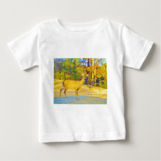 Mosterd gekleurd deer met lichtblauw
