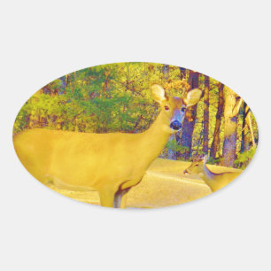 Mosterd gekleurd deer met lichtblauw ovale sticker