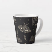 mot vlinderpatroon Latte Mok (Rechterhoek)