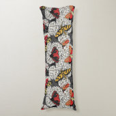 Moten op witte hydrangea lichaamskussen (Voorkant Verticaal)