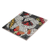 Moten op witte hydrangea tegeltje (Zijkant)