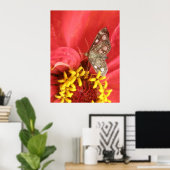 Moth on Red Flower Print (Thuiskantoor)