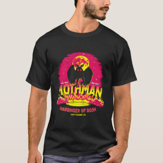 Moth voorbode van Doom Cryptid T-shirt