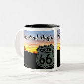 Mother Road Magic Tweekleurige Koffiemok (Voorkant links)