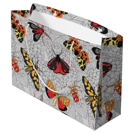 Moths on hydrangea groot cadeauzakje (Achterkant Gekanteld)
