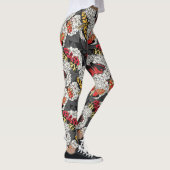 Moths on white hydrangea leggings (Rechts)