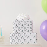 Motif à anneaux de diamant - Blanc<br><div class="desc">Papier d'emballage blanc avec un motif de bagues en diamant. Parfait pour les mariages,  les fêtes fiançailles et les douches nuptiales !</div>
