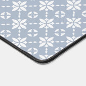 Motif à carreaux de fleurs blanches sur bleu Dusty (Coin)
