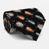 Motif cravate de l'insecte du scarabée (Roulé)