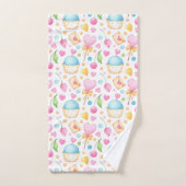 Motif d'aquarelle douce Coeurs et Cupcakes (Serviette à main)